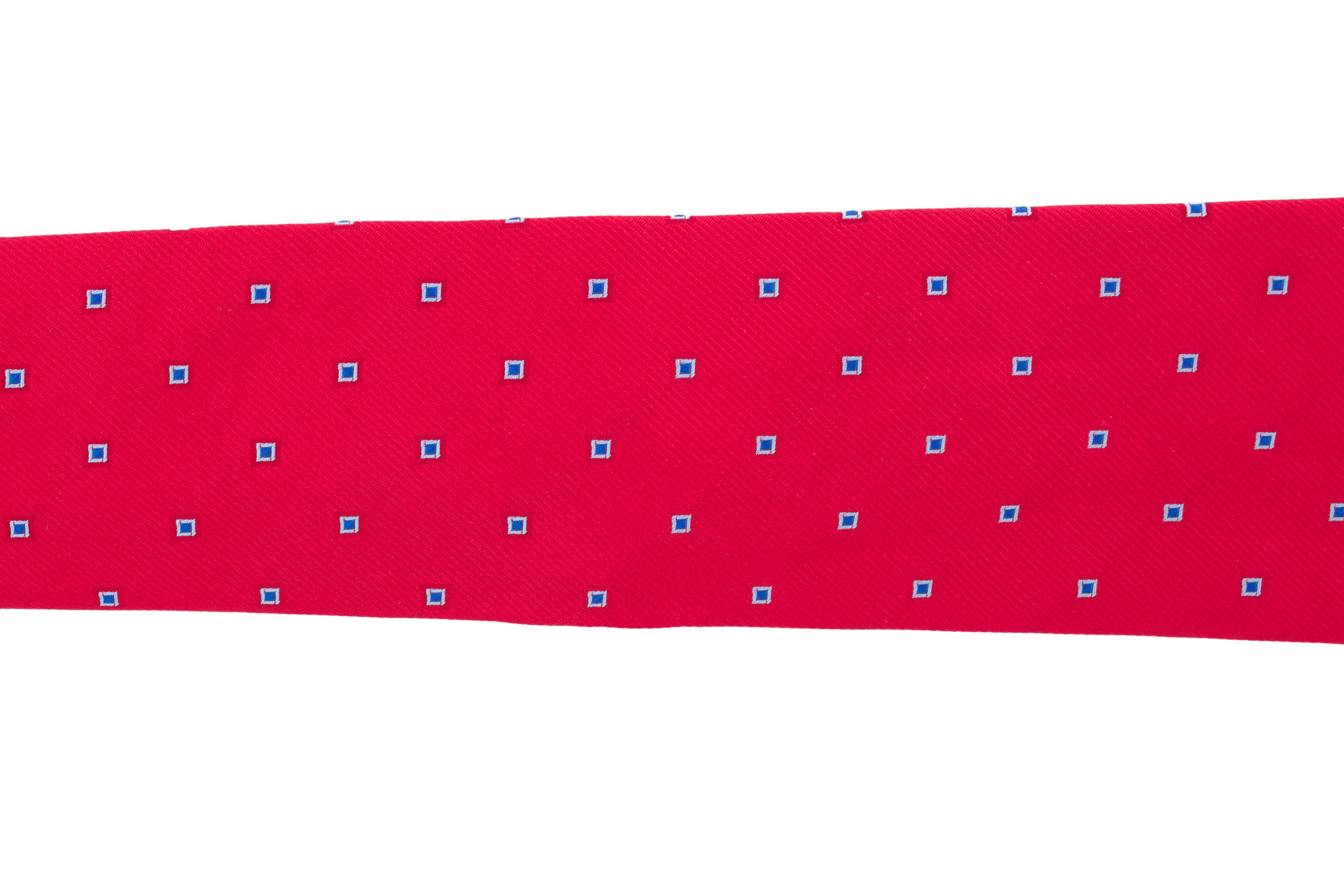 Cravata rosie cu patrate bleu